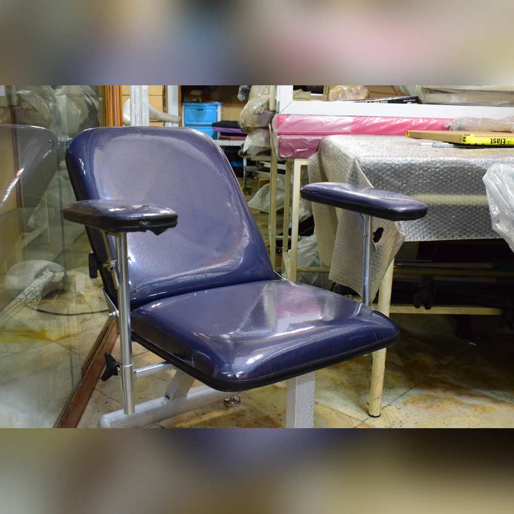 صندلی خونگیری دو تکه آزمایشگاهی BC12